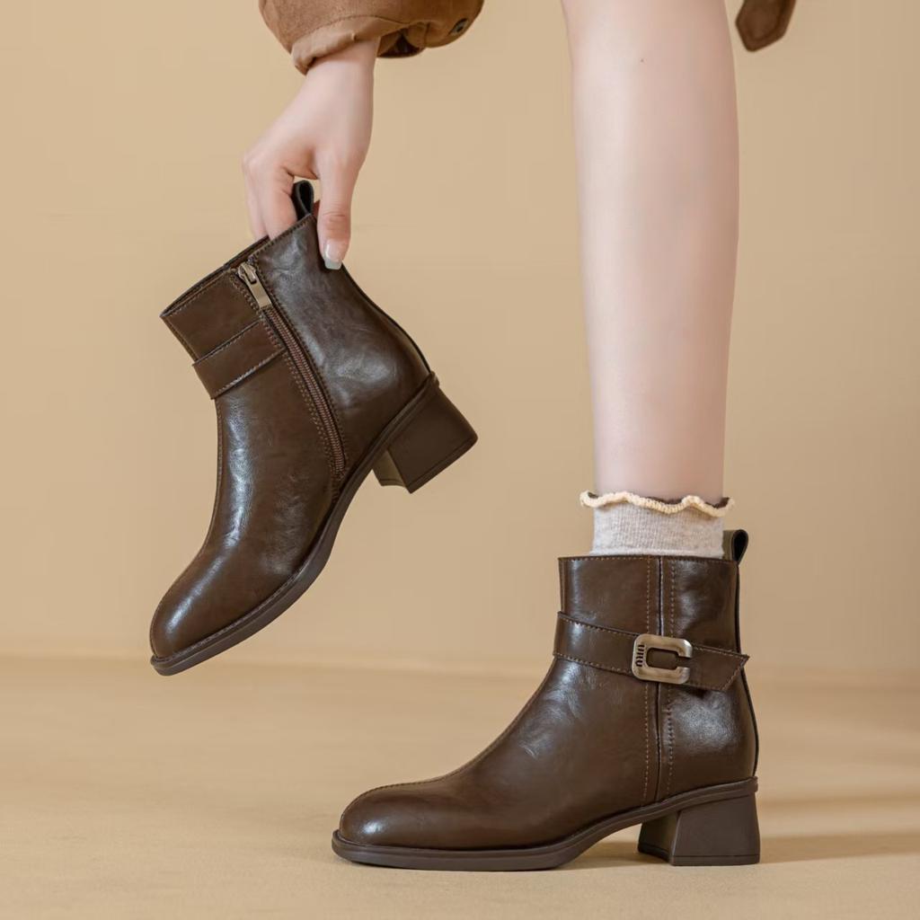 Leather Retro Thick Heel Women's Boots 2025 Autumn and Winter Velvet Martin Boots Versatile Fashion Commuter Black Booties