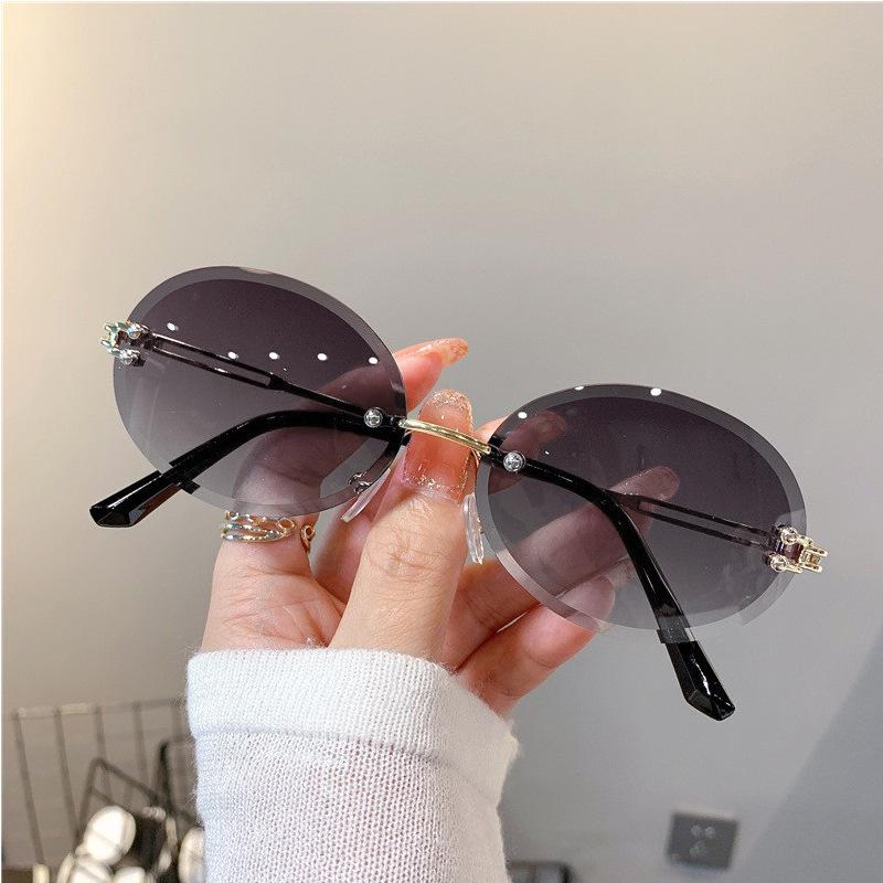 Women's Trendy Frameless Gradient Oval Sunglasses