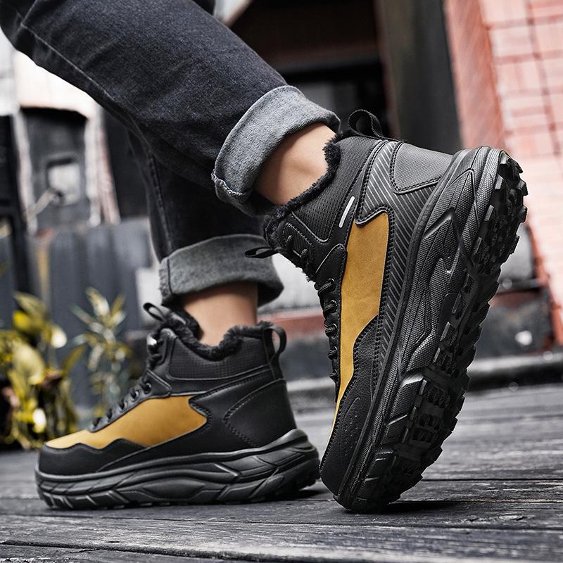 Men's Winter High-Top Plush Snow Boots, Size 48 - Warm, Thickened, Cold-Proof, Outdoor Mountaineering Footwear.