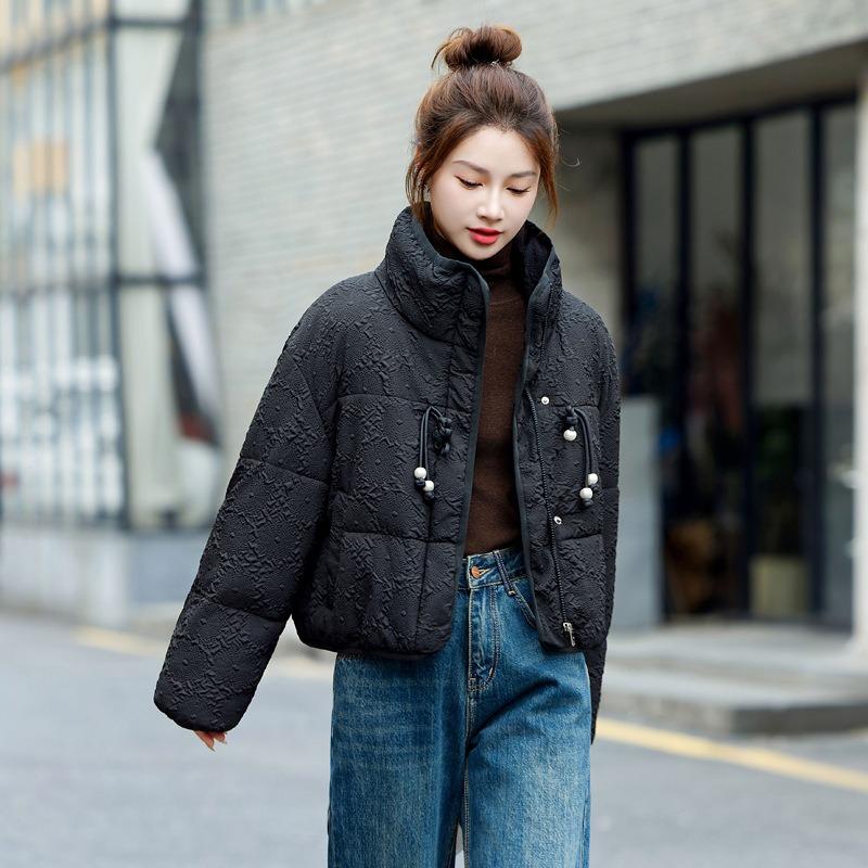 Women's loose small cotton-padded clothes in the stand-up collar, short styles in winter, thickened new bread cotton-padded jackets.