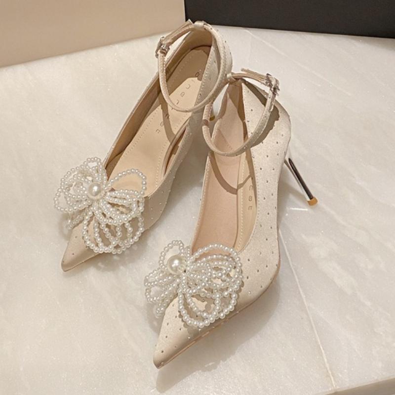 Mode Elegant String Perle Schleife Dekorative Pumps Damen Luxus Spitzzehe Kristall Knöchelschnalle Designer Schuh Mode Hochzeit Brautschuh