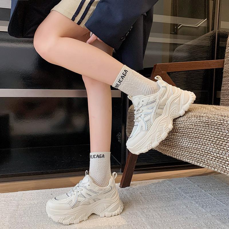 Platform Shoes Women's Autumn New Breathable Mesh Ultra-light Soft Sole Casual Sports Shoes Trendy