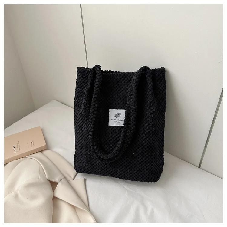 Fashion Tote Bag for Women's Commuting Shoulder Bag Retro Plush New Women's Bag Personalized Handbag