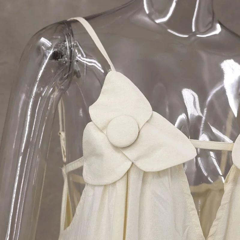 Женское длинное платье с цветочным принтом и глубоким V-образным вырезом — фото 9