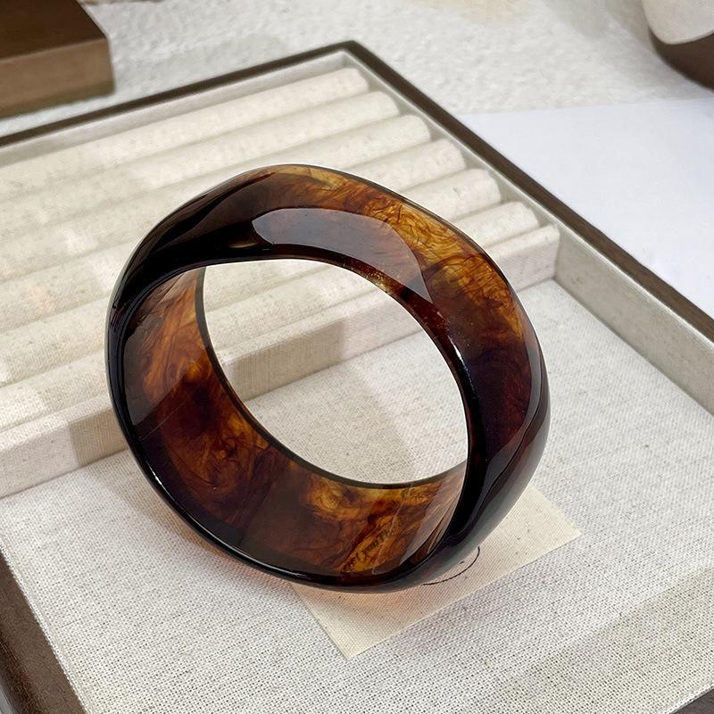Vintage Bangle For Women Big Irregular Wide Bracelet Multiple Color Bohemian Beach Acrylic Bangles Jewelry Accessories Gifts
