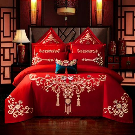 Luksusowy zestaw pościeli ślubnej z haftowanymi Smokiem i Feniksem - 4-częściowa, świąteczna, czerwona kołdra dla nowożeńców
