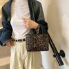 Fashionable Pu Material Leopard Print Shoulder Bag For Women With Zipper Closure