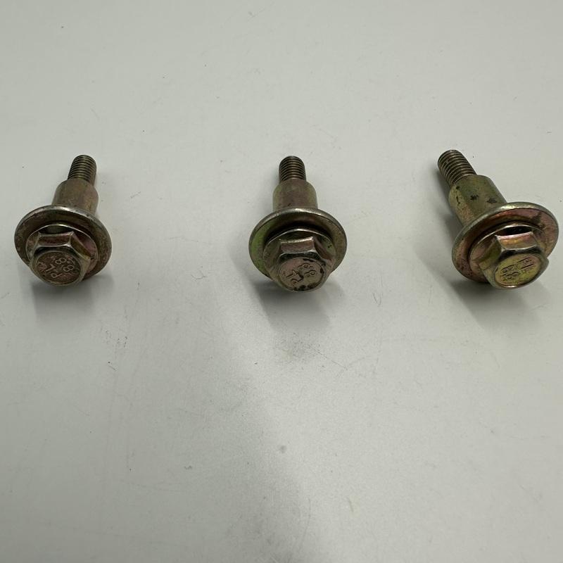 3Pcs Valve Cover Bolts For 2000 - 2005 Sonata Starex H1 H-1 Trajet Santa Fe Sorento Optima 2.4L 22448-38010 2244838010