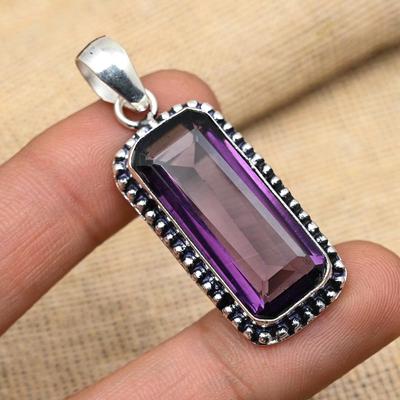 Wunderschöner handgefertigter Amethyst-Edelstein-Schmuckanhänger aus 925er Sterlingsilber als Hochzeitsgeschenk