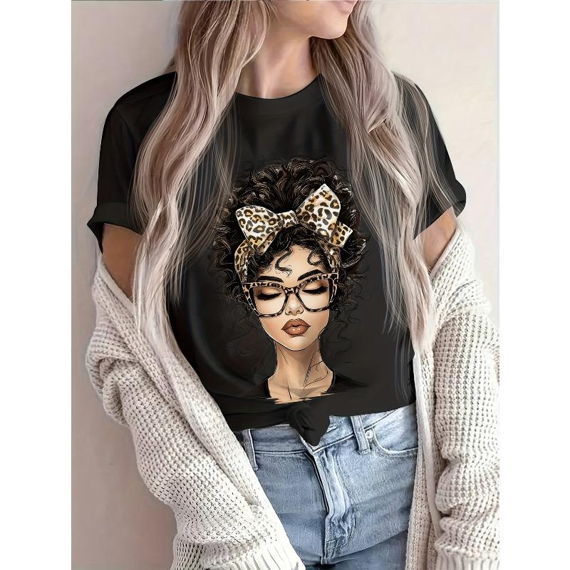 Camiseta Casual Estampada Feminina Tamanho Europeu com Design Moderno de Cabelos Cacheados e Laço de Leopardo, Adequada para Trajes Casuais na Primavera Verão Outono