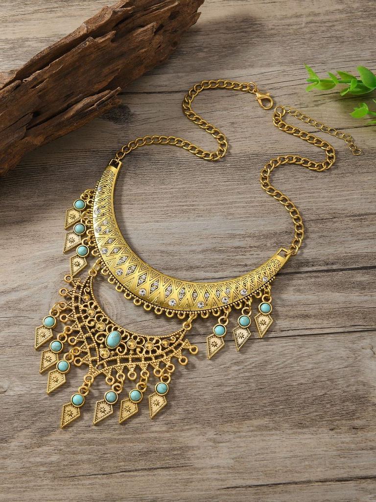 Retro Bohemian Drop Pendant Necklace With Alloy Waterdrop Shape For Fashion Enthusiasts