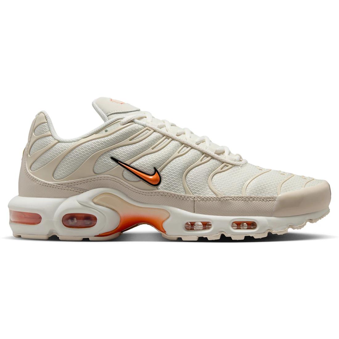 

Кроссовки Nike Air Max Plus Phantom Safety Orange(DM0032-019) 40