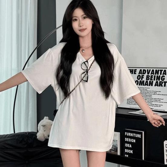 

Lazy Style V-Neck Short-Sleeve Casual White T-Shirt - Summer Korean Trend for Women M