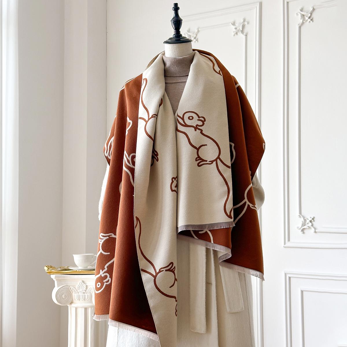 Luxuriöser Winter-Kaschmirschal für Damen - Mit kleinem Eichhörnchen-Print, Warmer dicker Pashmina-Schal, Poncho, Schal & Bufanda gray