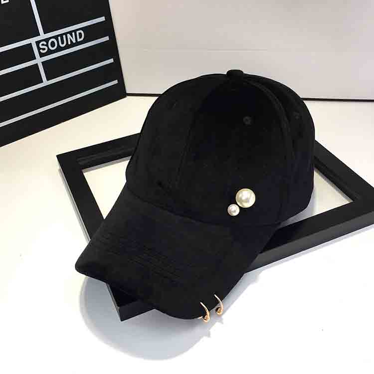 Autumn Winter Baseball Cap Women Velvet Golden Ring Beads Hat Fashion Headwear Accessories