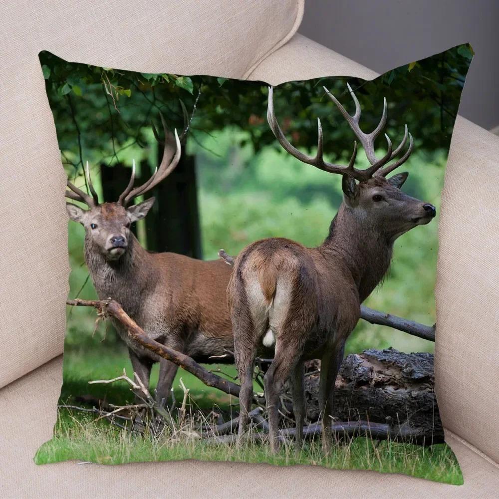 Home Decor Deer In Nature: Realistic Wildlife Cushion Covers Pattern Cushion Cover Suitable For Sofa Bedroom Car Pillow Cover