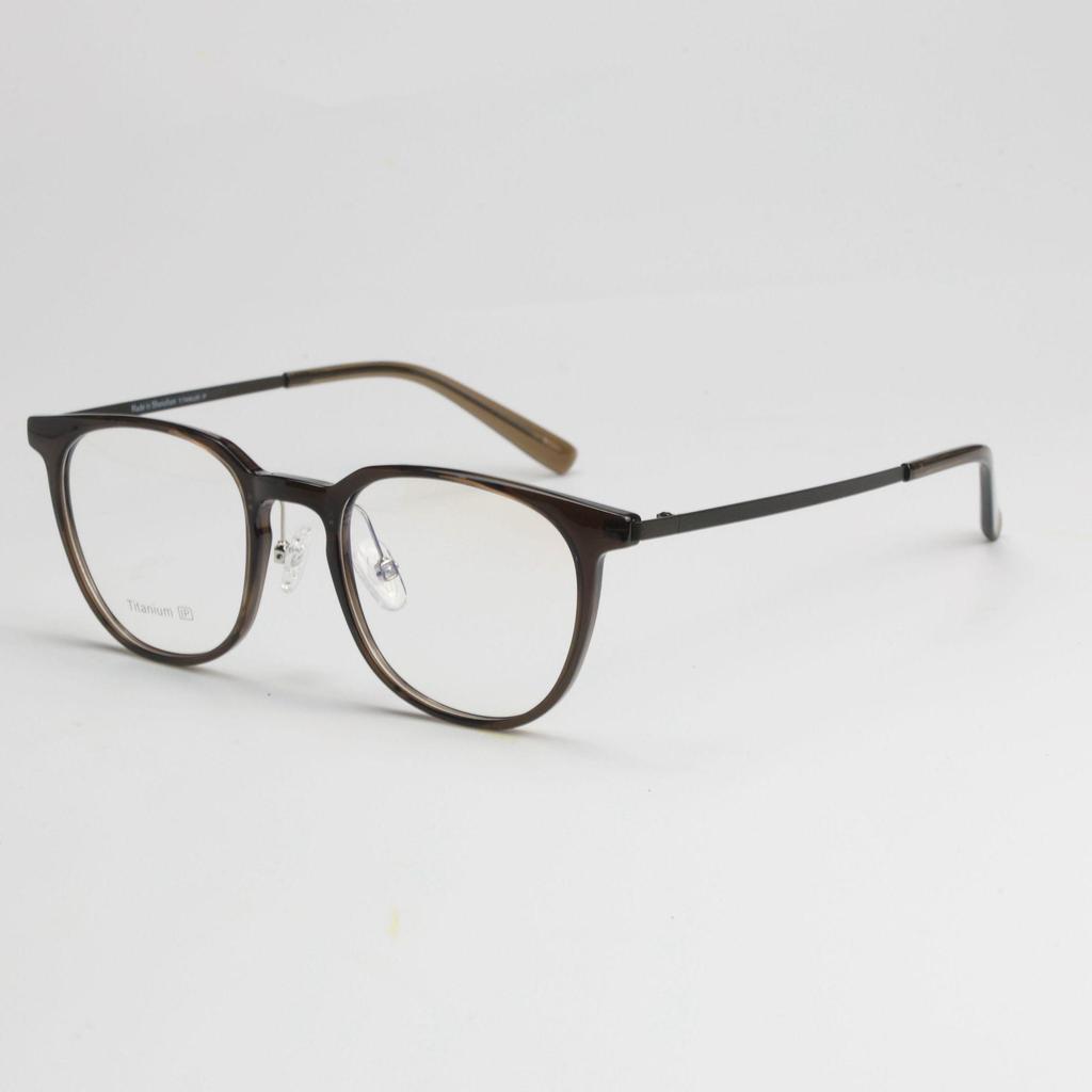 Unisex Pure Titanium Eyeglass Frames with Full-Frame and Acetate TR Options for Myopia, Compatible with Prescription Lenses.