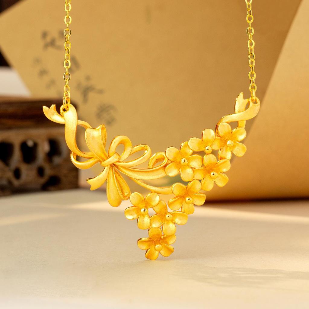 Gold Floral Cluster Bow Necklace for Women: Elegant Light Luxury Clavicle Chain Wedding Jewelry