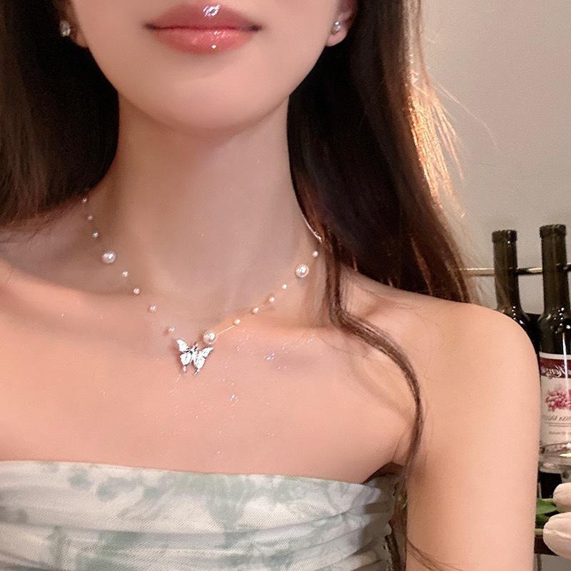 Hot-selling cherry pearl necklace women's ins style fashion high sense love collarbone chain new item pendant