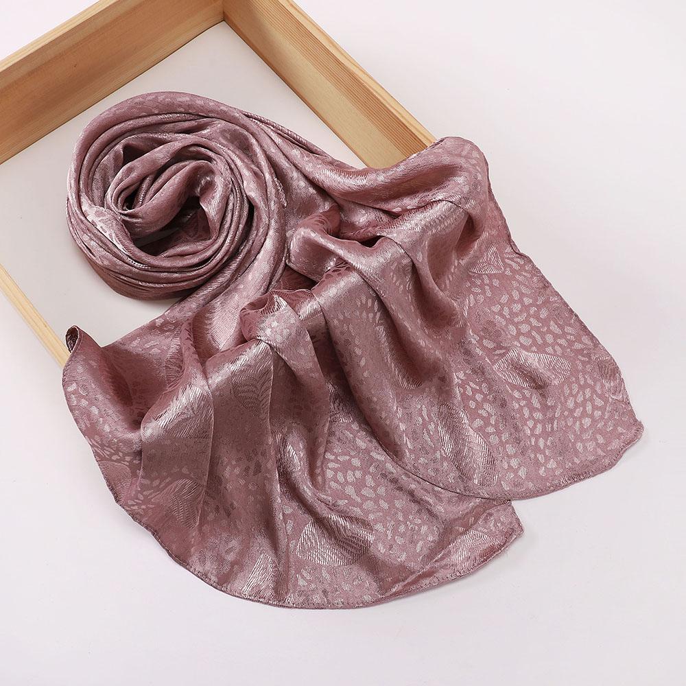 High Quality Premium Satin Hijab Leaf Print Hijab Plain Malaysia Women Scarf Satin Shawl Luxury Silk Satin Wrap