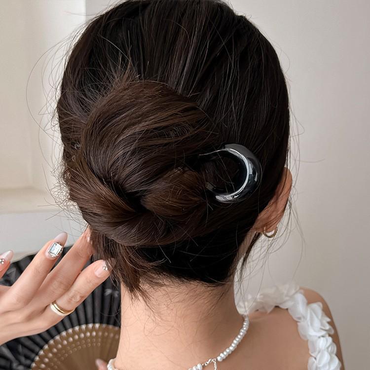 Elegante U-förmige Haarnadel: Moderne Interpretation des traditionellen chinesischen Brötchen-Kopfschmucks für Frauen