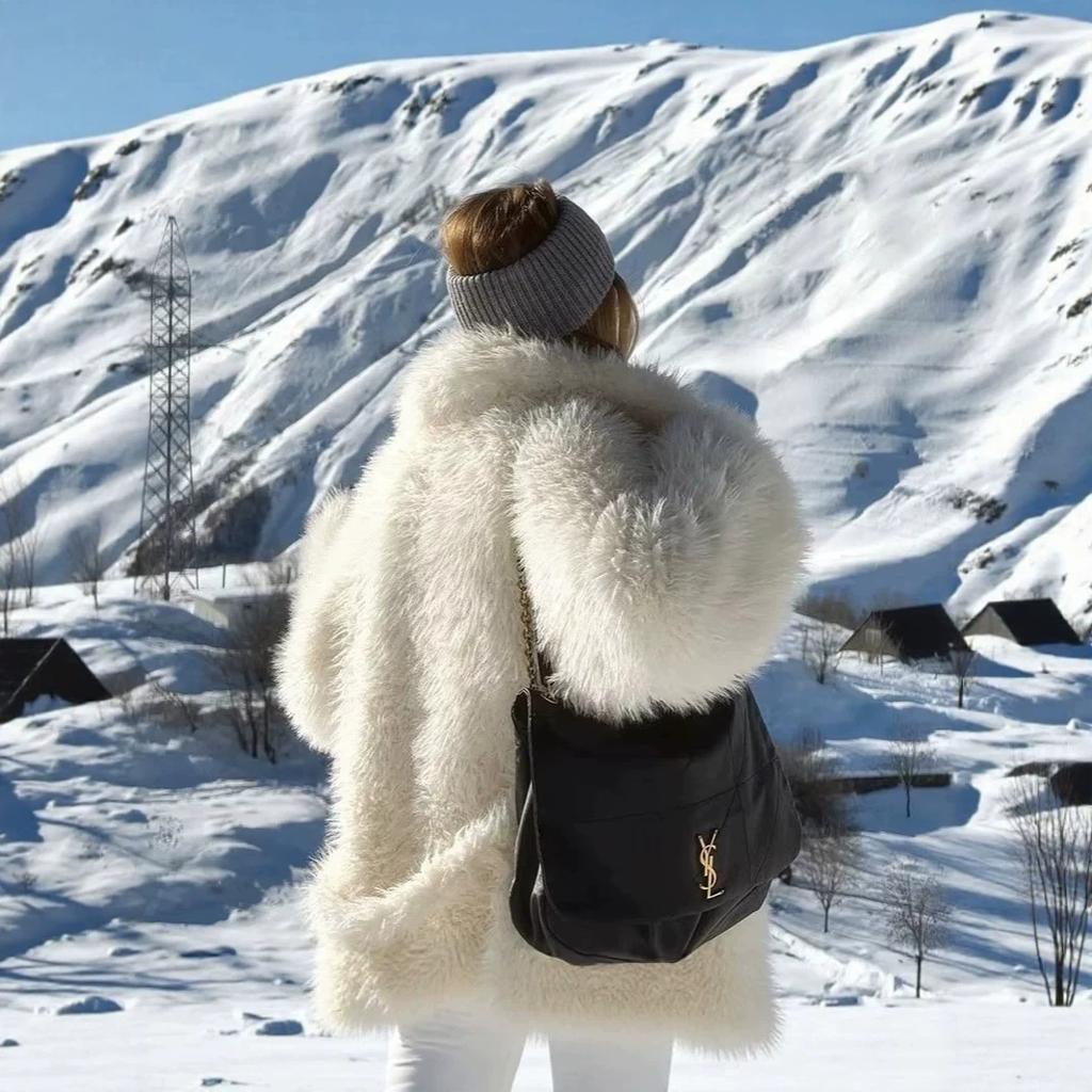 European and American women's clothing autumn and winter new white imitation lamb wool lace-up waist extended fur coat