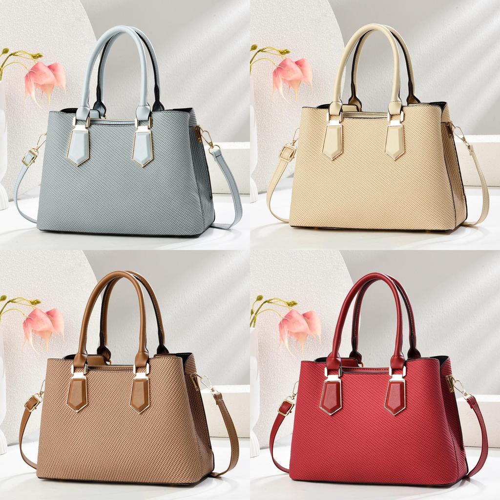 Water Bucket Bag For Women With Pu Material And Zipper Closure For Daily Use