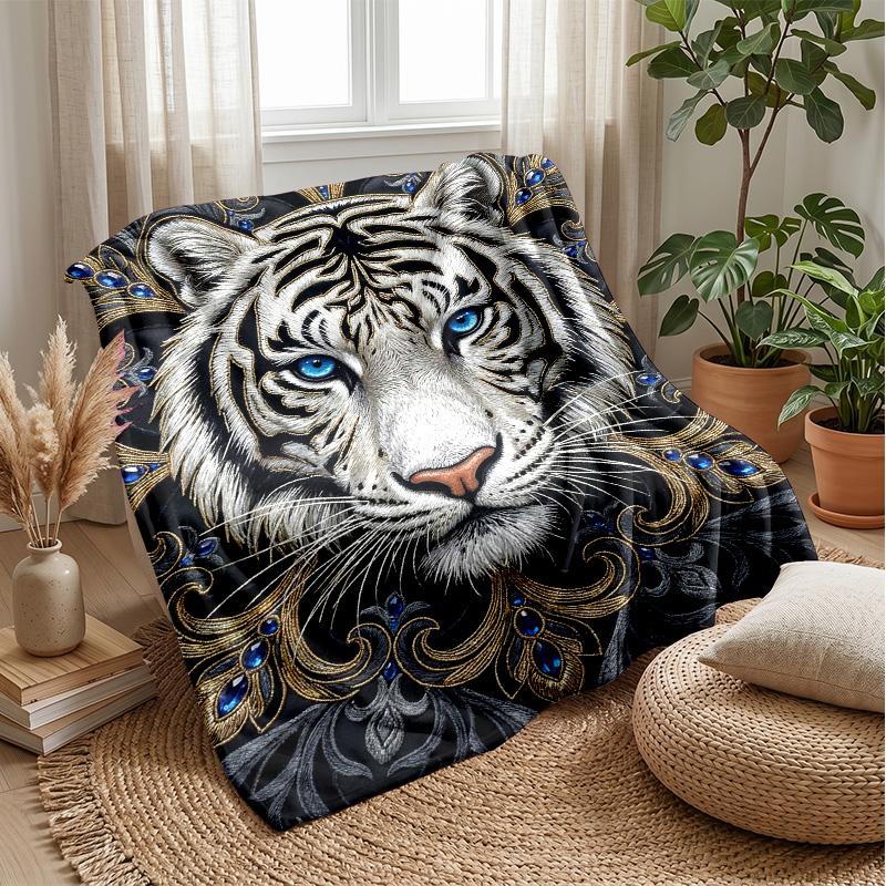 Elegant Tiger Fantasy Theme blanket Lightweight Warm Flannel Blanket Decorative Throw Blanket for Home Decoration
