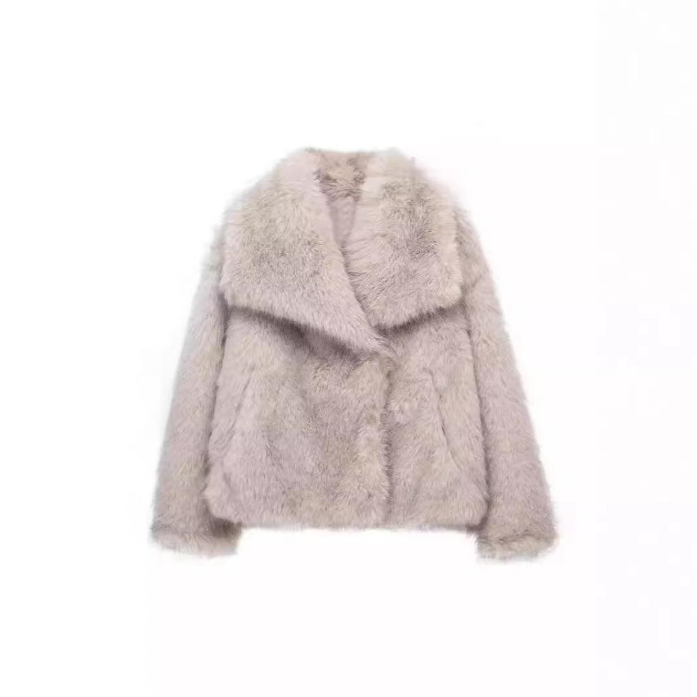 Autumn and Winter New Women's Clothing Fox Fur Black Coat Women's Fur Imitation Fur High-end Top