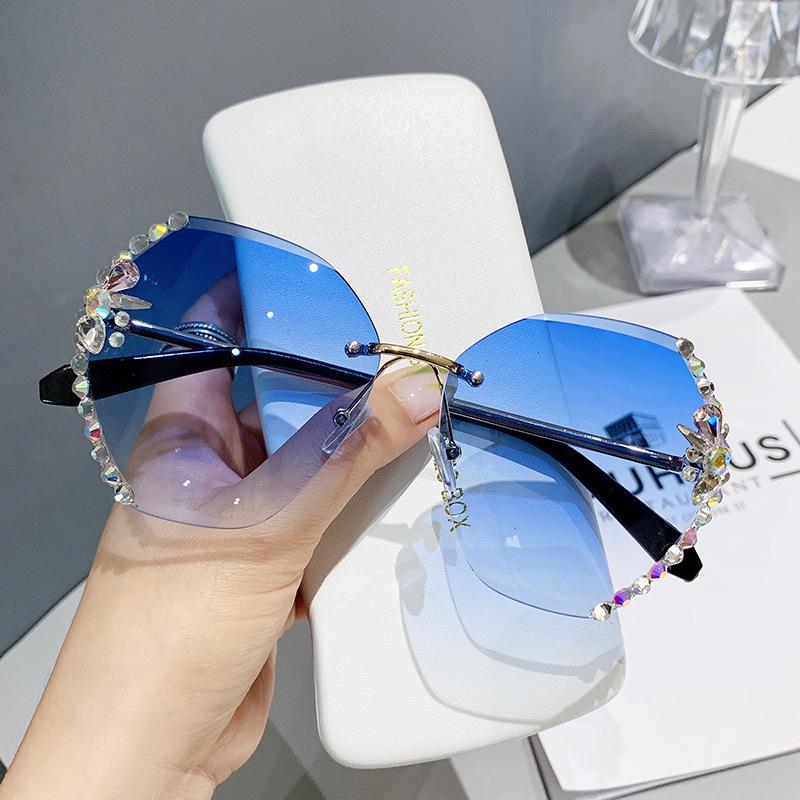 2023 Trendy Korean Style Rhinestone Slim Sunglasses for Women - UV Protection