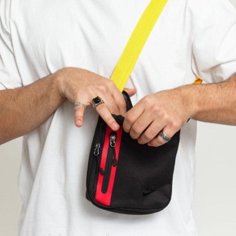 Nike Polyester Cell Phone Pouch, Shoulder Bag Unisex Black BA5268-011