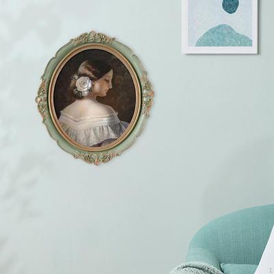 Ramă foto în stil european pentru desktop și perete. Afișaj de imagini decorative ovale în relief din rășină