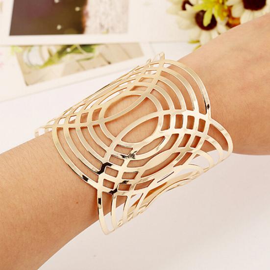 Hot Fashion Unisex Geometric Hollow Out Gold Silver Bangle Punk Cuff Warped Bracelet