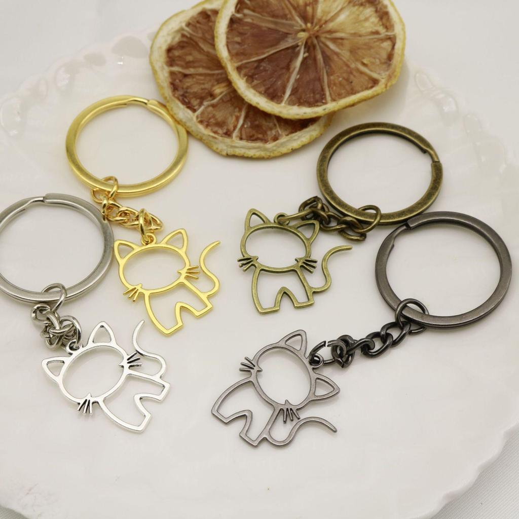 Hollow Cat Keychain Pendant - Popular Design