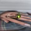 Серебряное кольцо с хризолітом, вес изделия 2,16 гр (60002170)