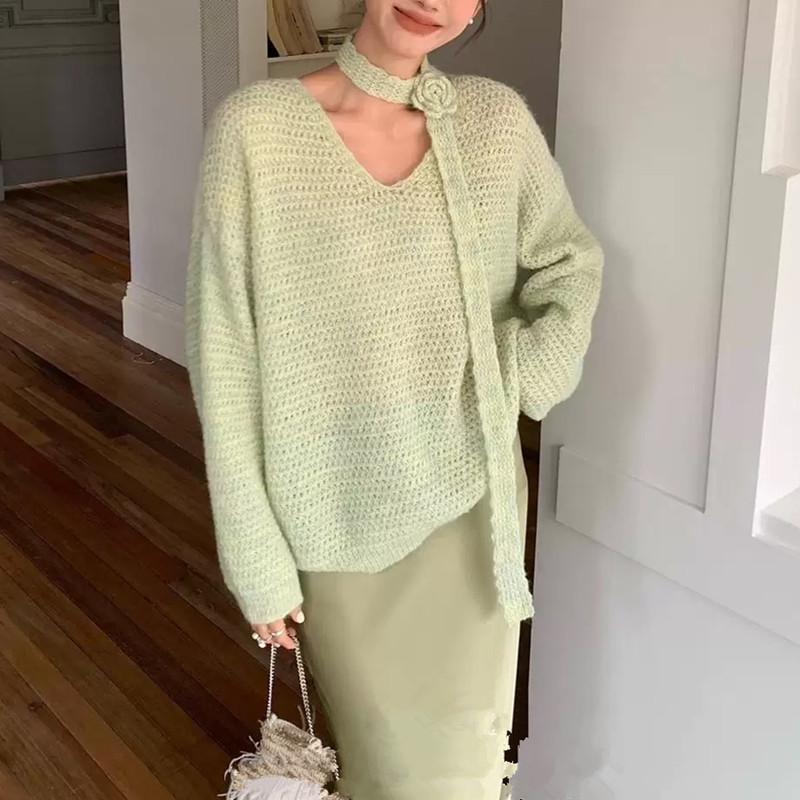Korean V-neck Knit Sweater with Rose Ribbons, Women's Loose Slimming Fit for Spring/Autumn
