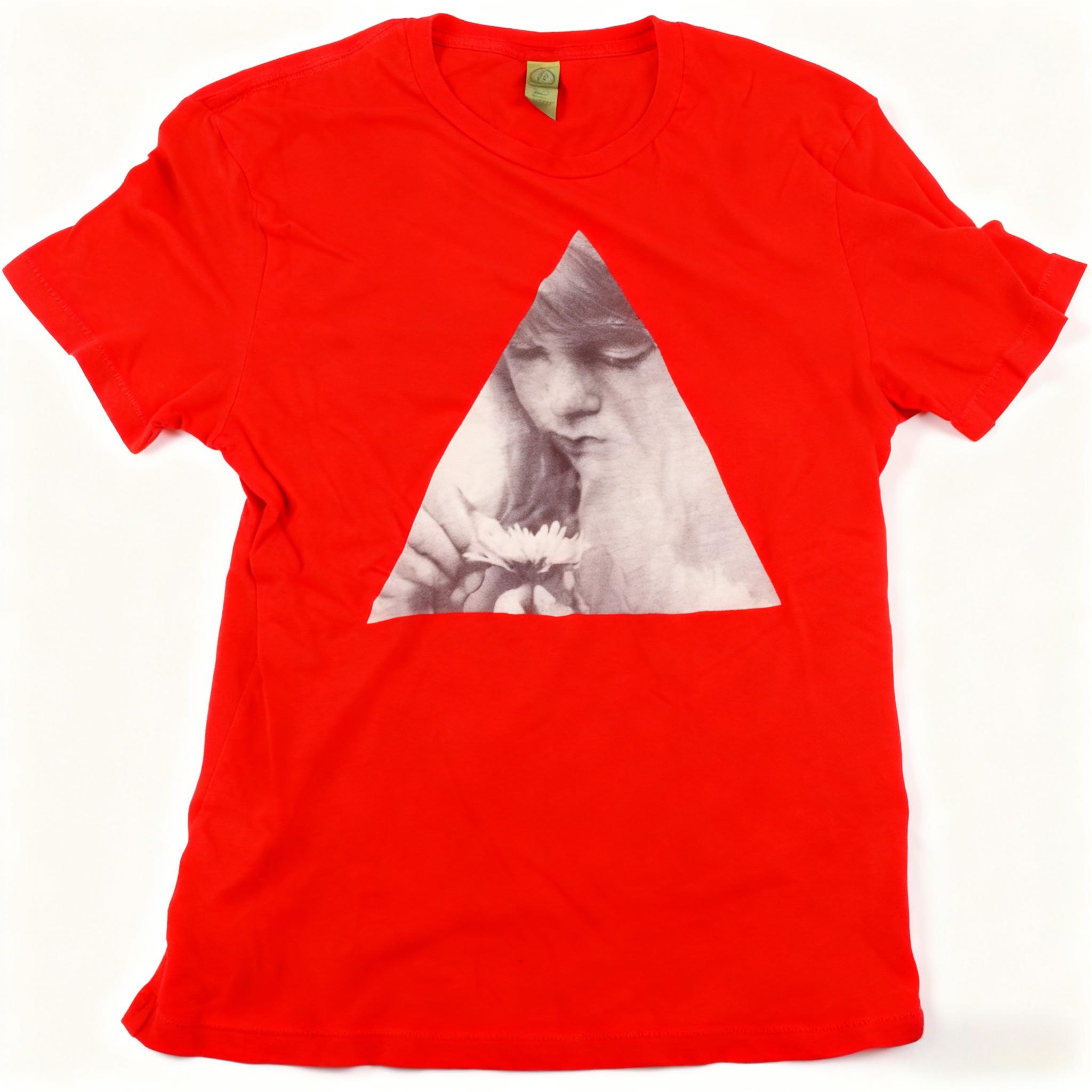 

Dark Brown T-Shirt with Artistic Triangle Graphic of Child Smelling Flower Tycho DJ Electronic EDM Comfortable Wear Perfect 4XL