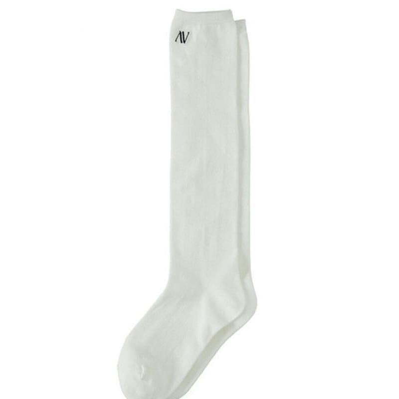 ATTRACTIONS OF LONG SOCKS