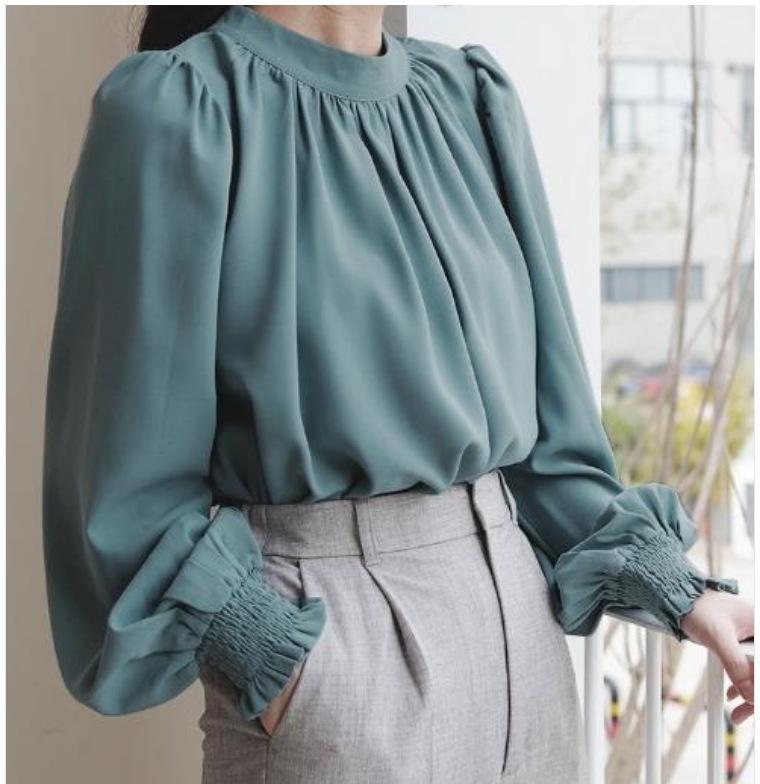 

Европейская весна 2025 Быстросохнущая блузка из шифона с рукавами-буффами и высоким воротником Medium зелёный