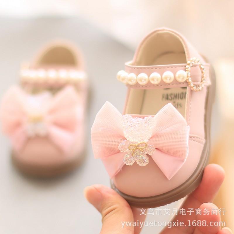 

Cartoon Bow Square Mouth Toddler Shoes Kids Shoes Girls Baby Party Wedding Dance New Princess Leather Shoes Children Sneakers 16in11.5cm