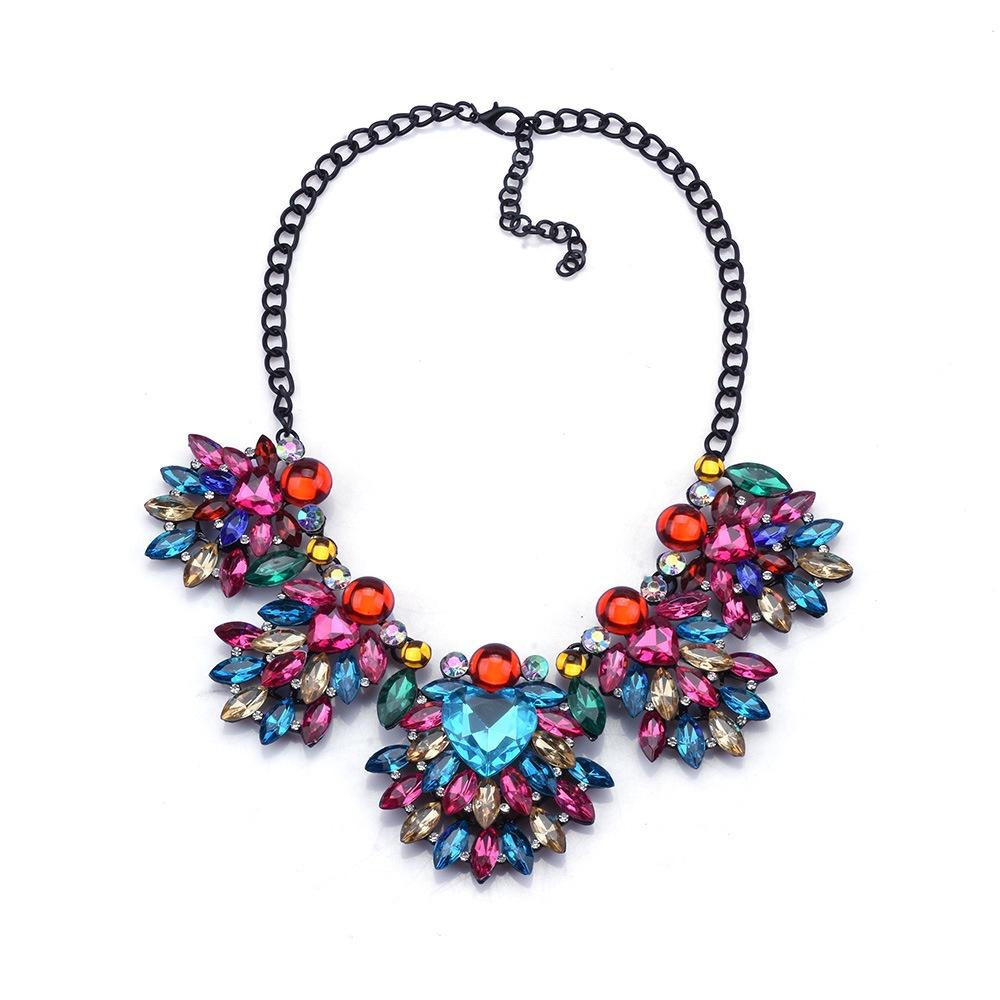 Geometric Wholesale Alloy Colorful Rhinestone Necklace For Women Simple And Stylish Fashion Jewelry