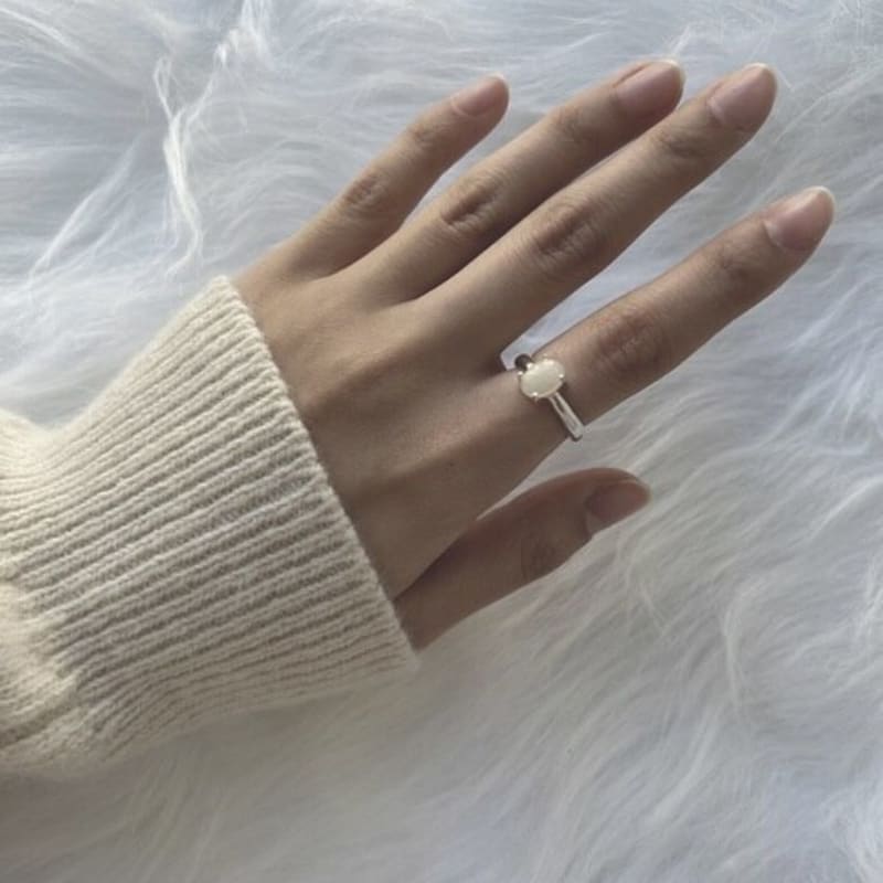 LAPEEZ White Opal Ring