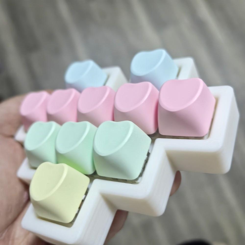 PBT Loving Heart Keycaps 11 Keys Finger Friendly Mechanical Keyboard Keys Stress Relief Colorful Clicker Toy Keycaps Kids