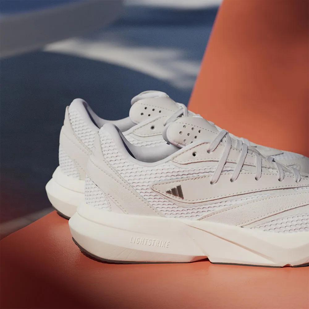 adidas Кросовки Lightstride