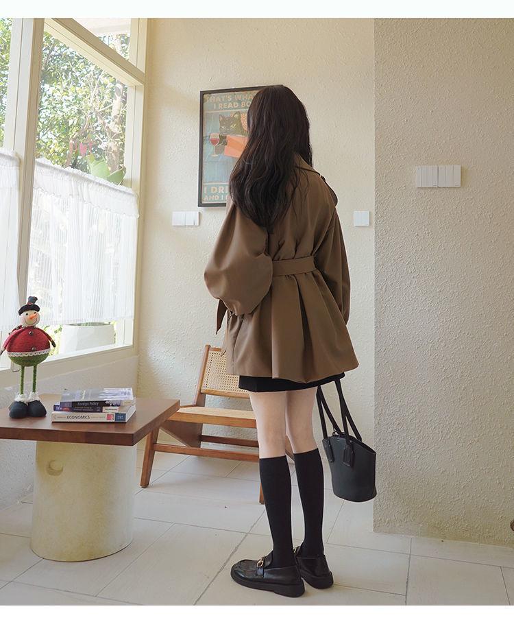 Khakifarbener Damen-Trenchcoat in lockerer Passform, Neuer koreanischer Stil für Frühling & Herbst 2025, Kleine Größe mit Puffärmeln
