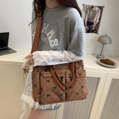 Versatile Sweet Women's Shoulder Bag Large Capacity Korean Style Underarm Tote Bag Casual Lightweight Commuting Handbag School