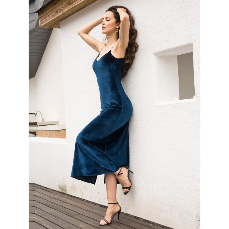 Seven-Yarn Spring and Summer New Arrival Luxury Velvet Women's Sling Long Dress Pajamas Nightdress Home Wear Evening Dress Sling Dress