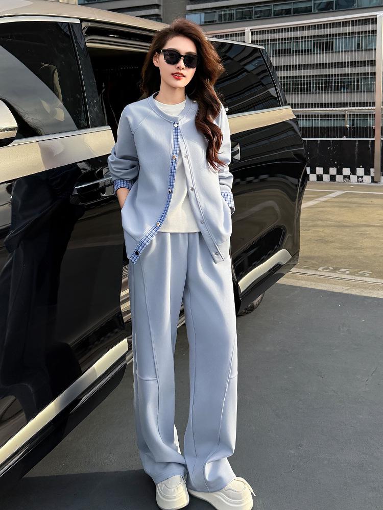 Stylish Women's Spring/Autumn 2025 Casual Sportswear: Chic Loose-Fit, Age-Reducing Two-Piece Set