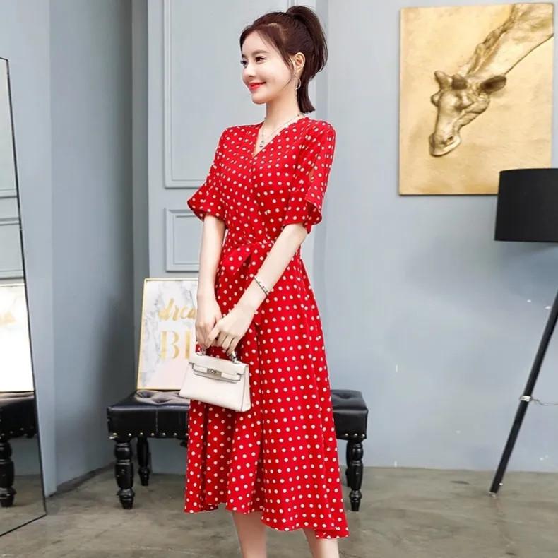 Polka dot dress women's summer new waist and thin V-neck fairy dress super fairy sweet long skirt