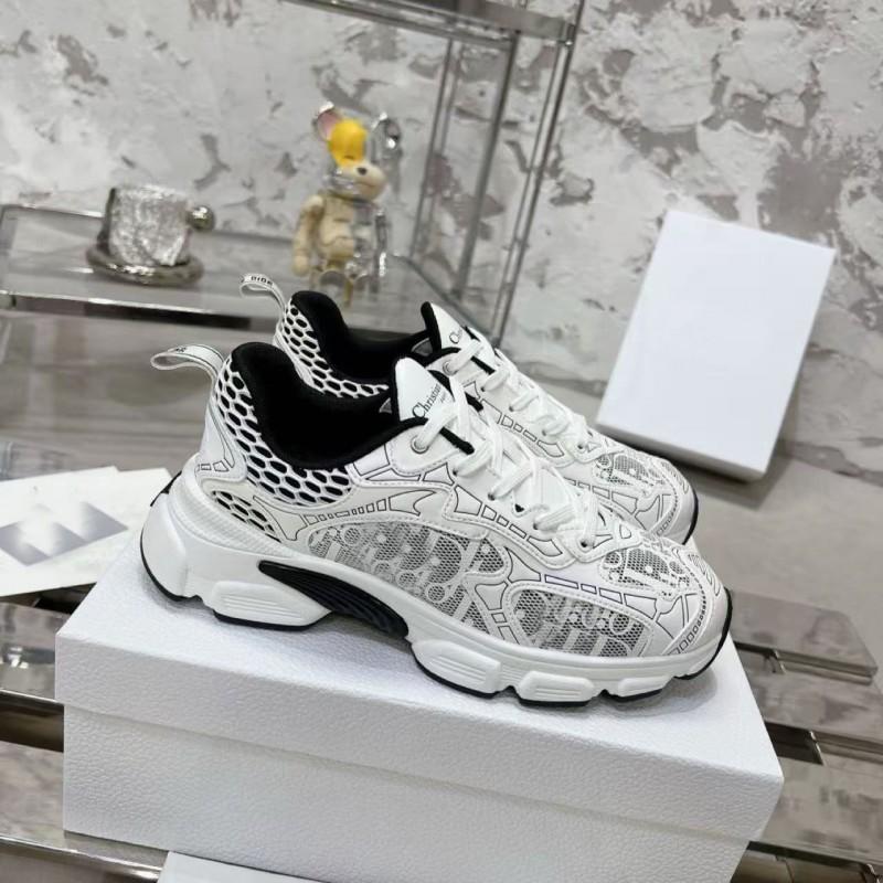 Unisex Platform Sneakers With Breathable Mesh Upper Lace-Up Design Comfortable Cushioned Insole Casual Sport Shoes Daily